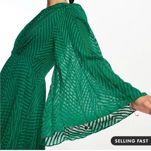 New with tags, women’s ASOS dress